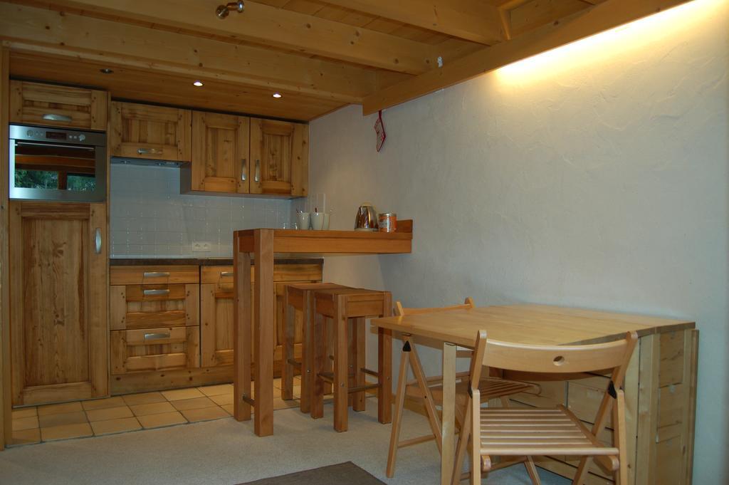 Apartment Grand Roc-3 By Interhome Chamonix ภายนอก รูปภาพ