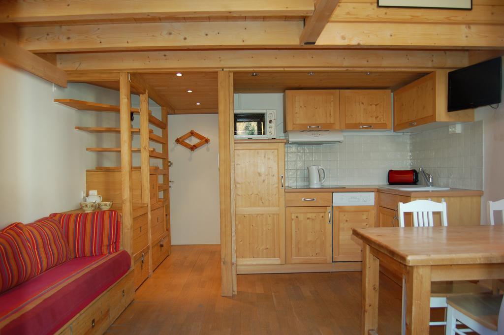 Apartment Grand Roc-3 By Interhome Chamonix ภายนอก รูปภาพ
