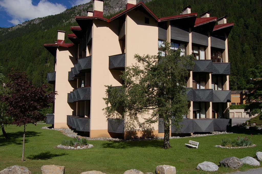 Apartment Grand Roc-3 By Interhome Chamonix ภายนอก รูปภาพ